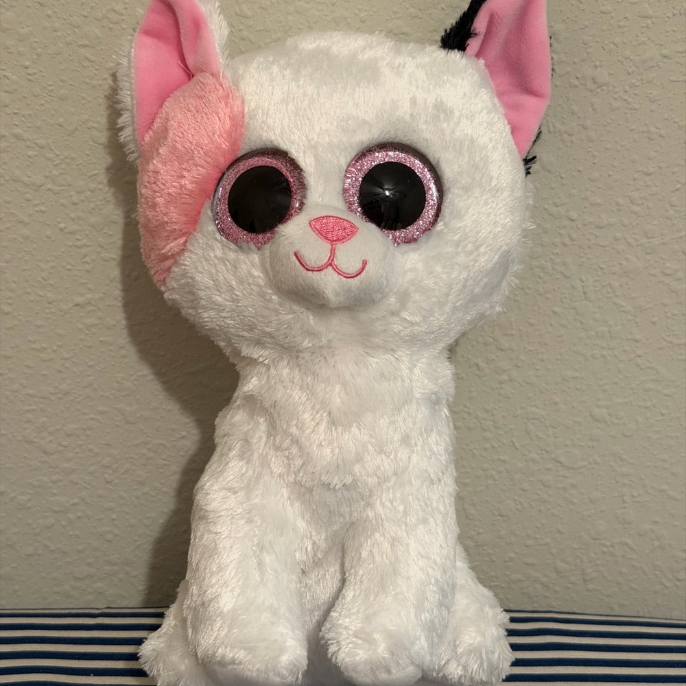 Plush Cat Toy with Pink and White Fur muffins cat 8 1/2 inch cutie and huggable